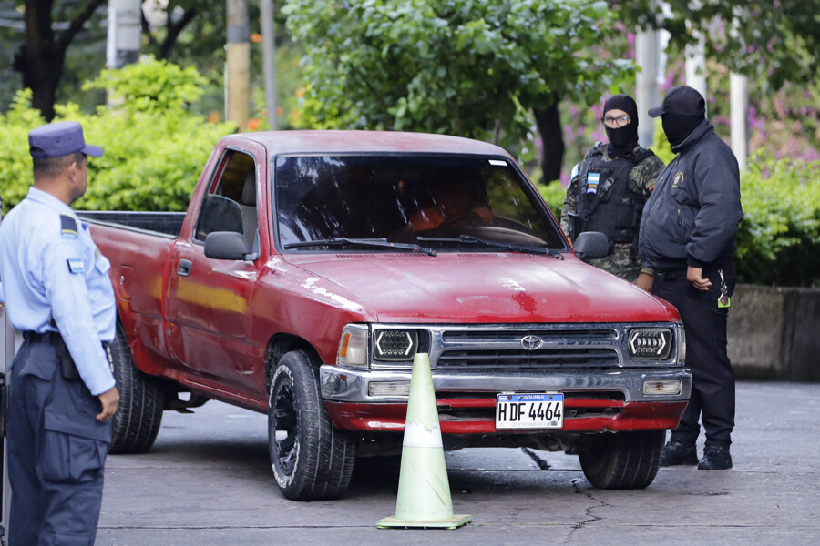 Security reinforced in Honduras hotel amid tight vote recount