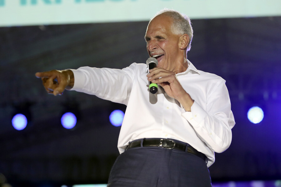 Asfura calls on international bodies to halt disbursements during Honduras transition