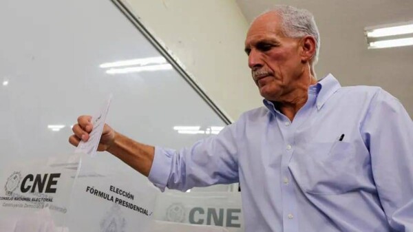 Right-wing candidate close to winning Honduran election