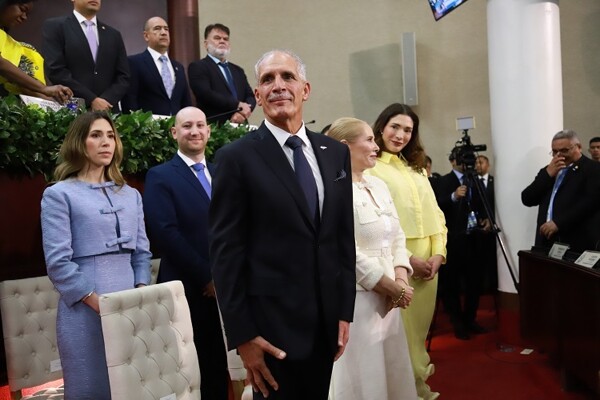 New President of Honduras Promises Not to Fail His People